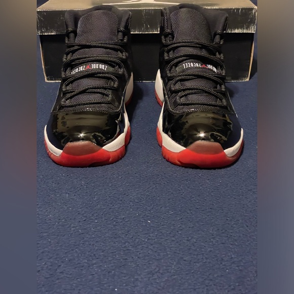 Nike Air Jordan 11 Xl Retro Bred 2012 Size 13 Black Red White - Picture 4 of 16
